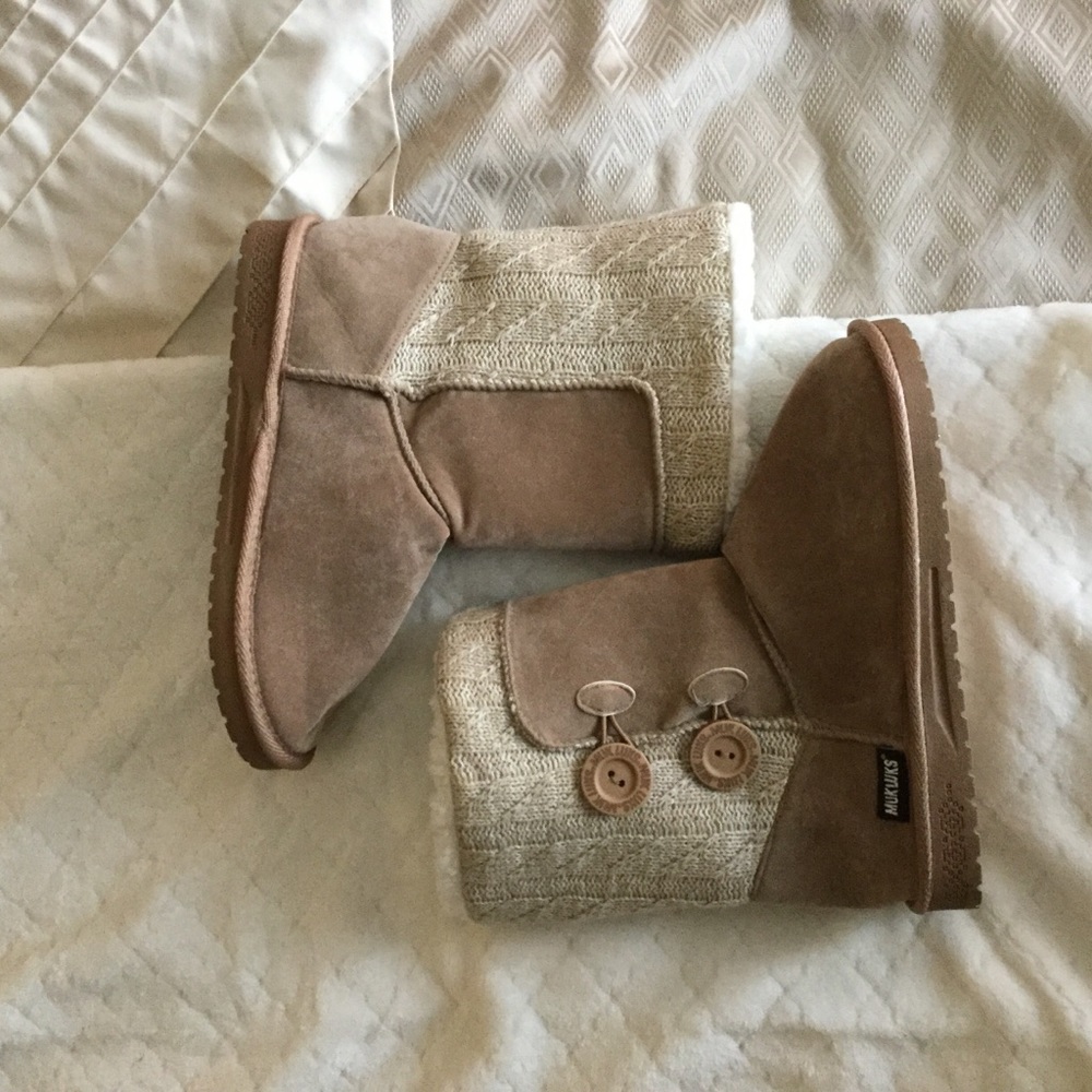Muk Luk Sweater Boots